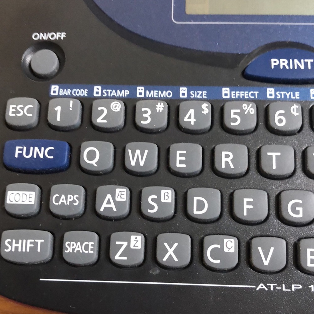 Ativa label maker - Picture 3 of 3